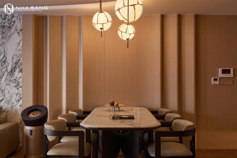 Thi Công Sàn Gỗ Floorbit HB12-09 Cho Duplex Huỳnh Thúc Kháng